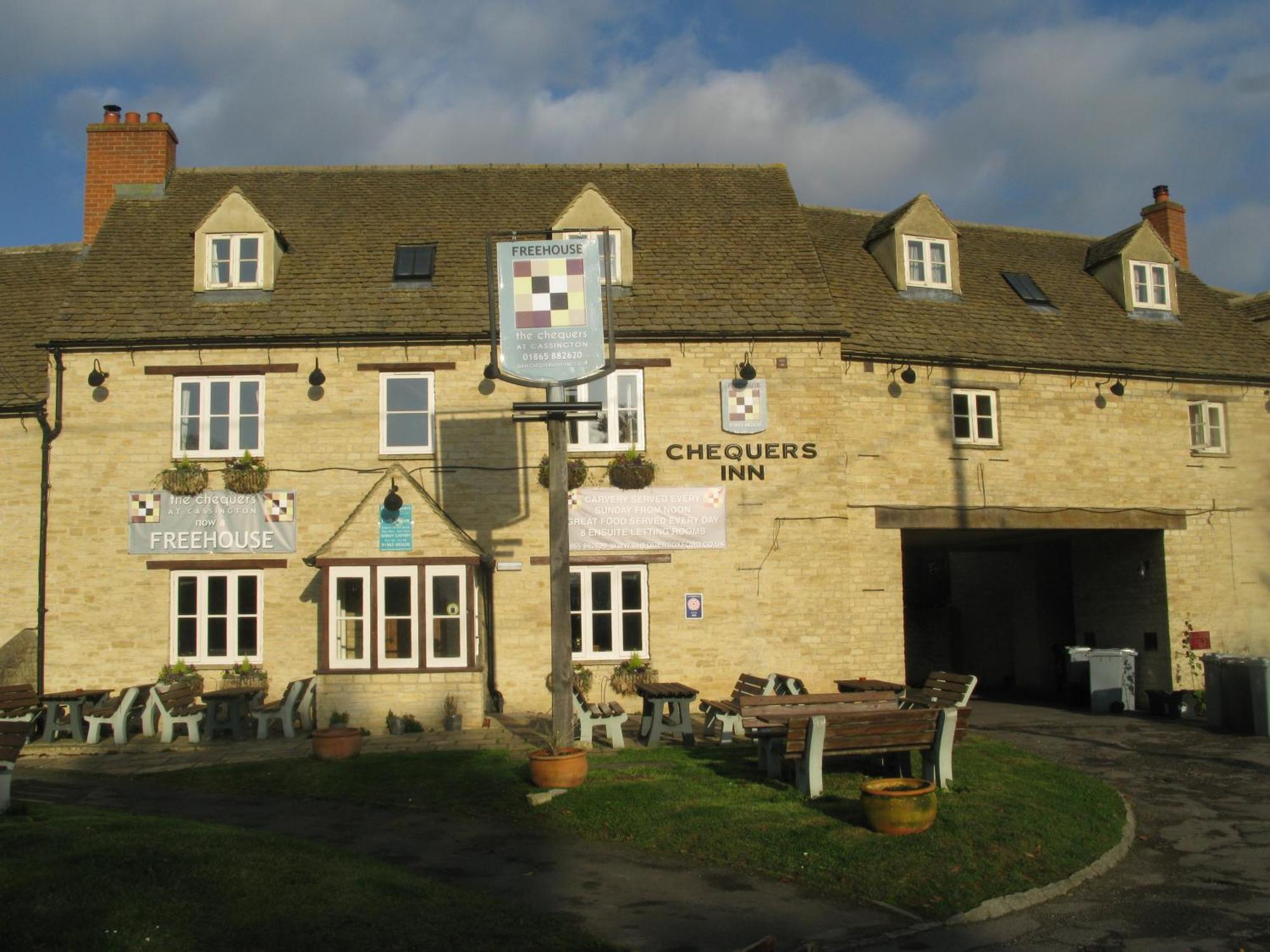 The Chequers Inn Cassington Экстерьер фото