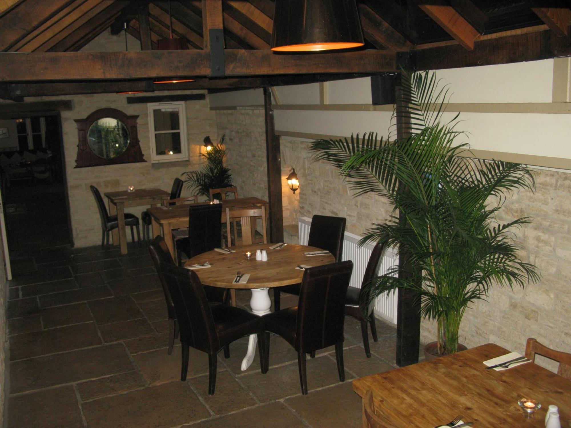 The Chequers Inn Cassington Экстерьер фото