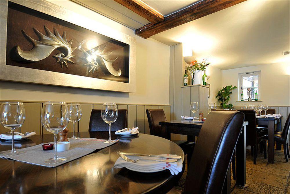 The Chequers Inn Cassington Экстерьер фото