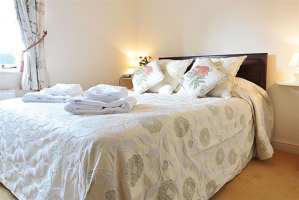 The Chequers Inn Cassington Экстерьер фото