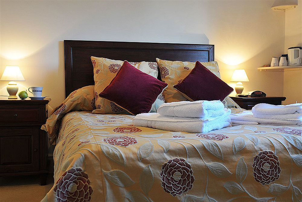 The Chequers Inn Cassington Экстерьер фото