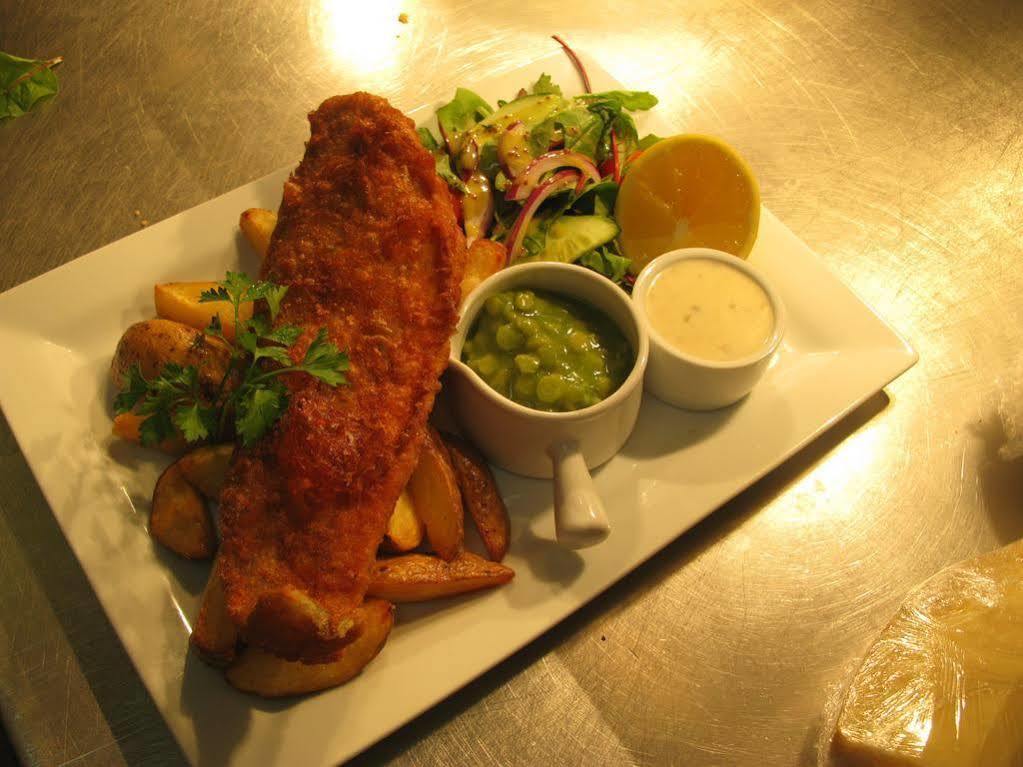 The Chequers Inn Cassington Экстерьер фото