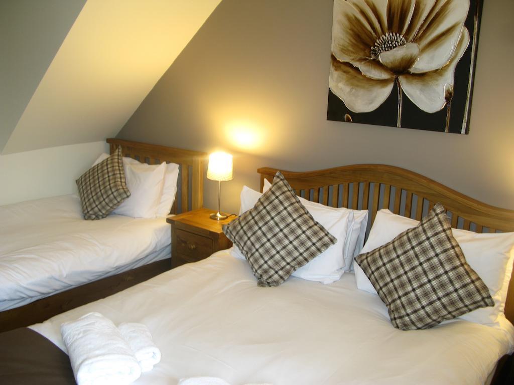 The Chequers Inn Cassington Экстерьер фото